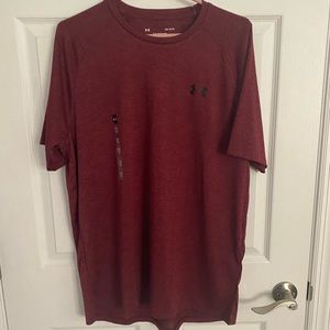 Underarmour Men’s shirt, large NEW